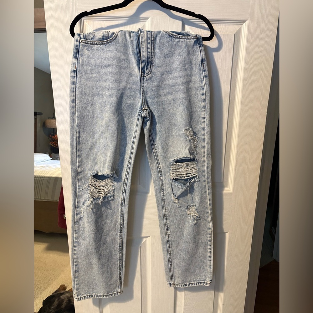 SHEIN Blue Straight Leg Distressed Jeans